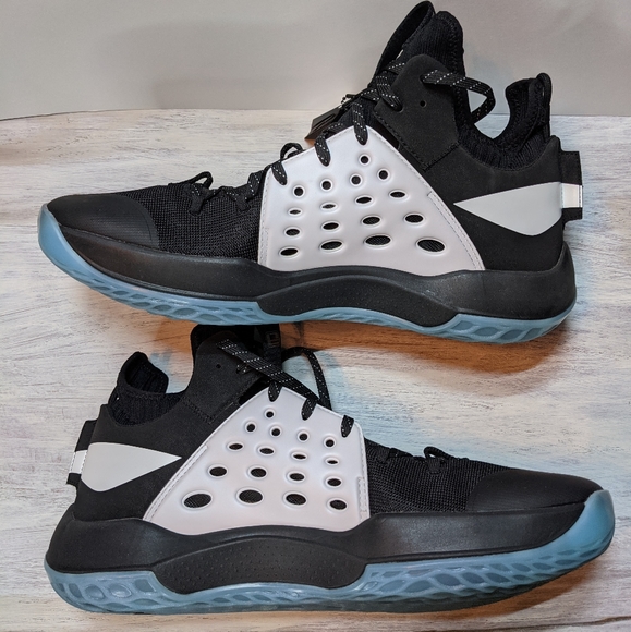 Li Ning CJ McCollum 'Sonic 7' PE